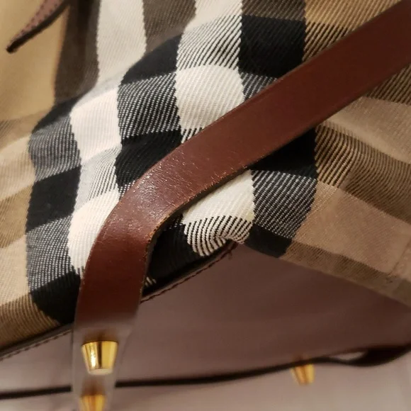 Burberry Bridle House Check Salisbury Tote - Picture 8 of 17